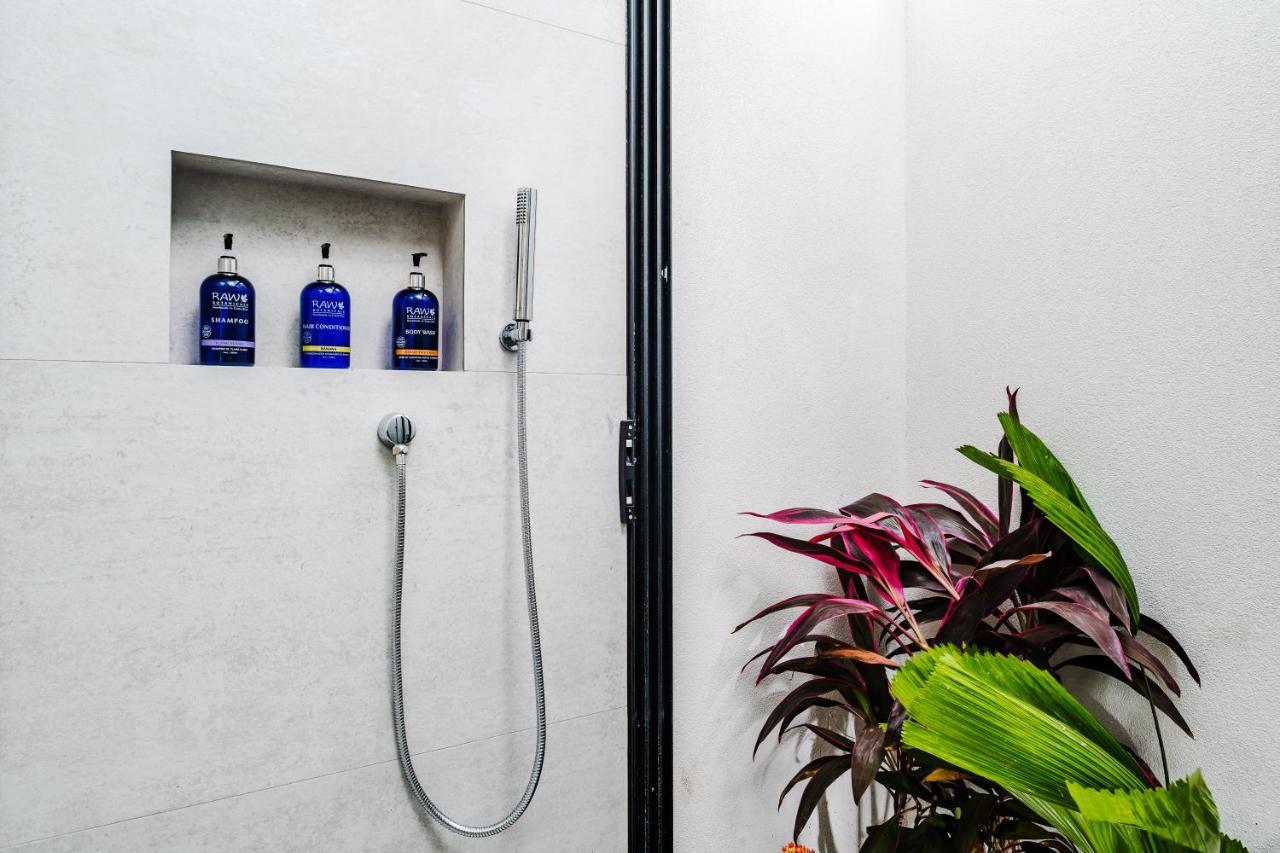 Mvillas Luxury Villas With Beach Club Access & Sauna Tamarindo Exterior photo